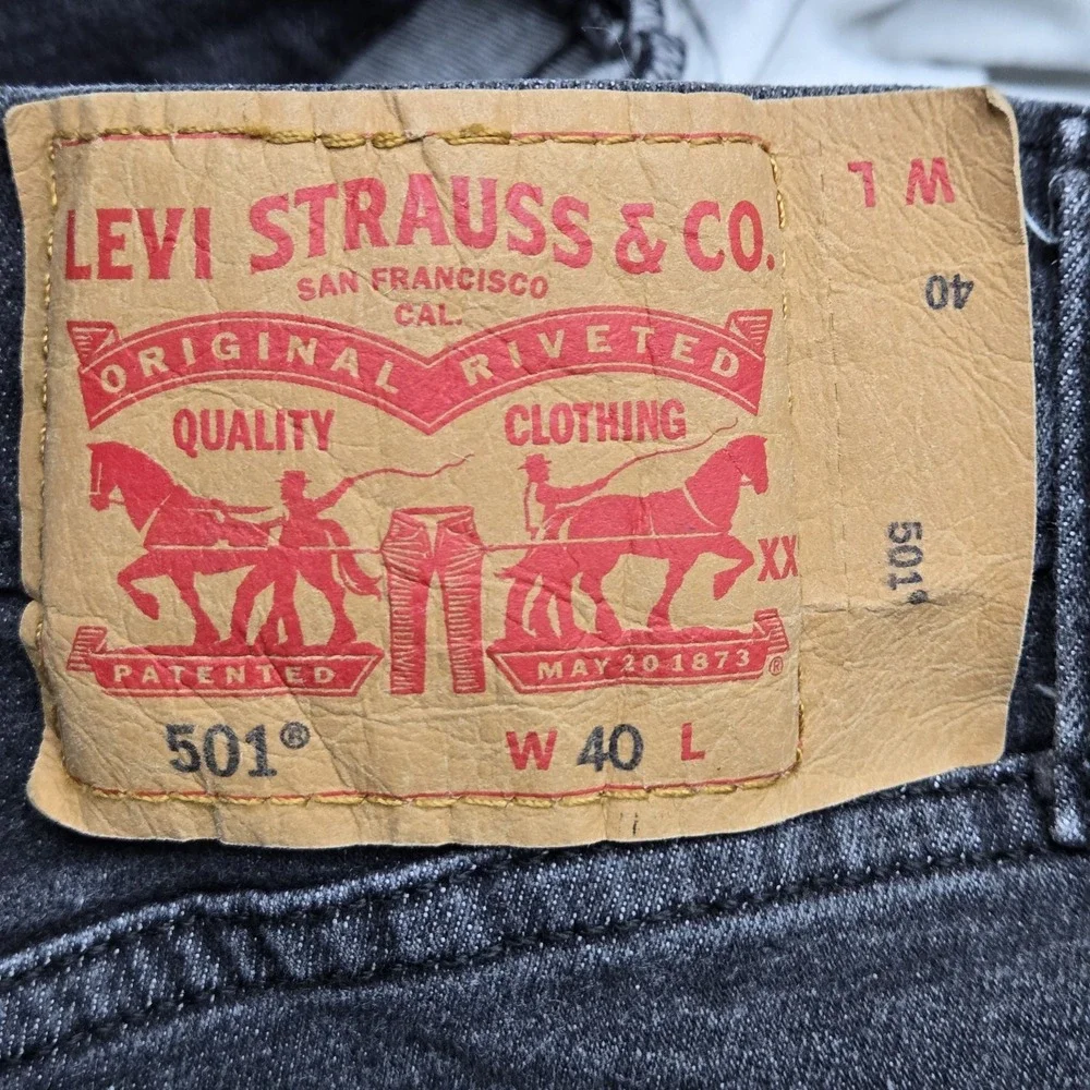 Levi's 501 Men Shorts W40 L9 Black Denim Original Fit Straight‎ Leg Button